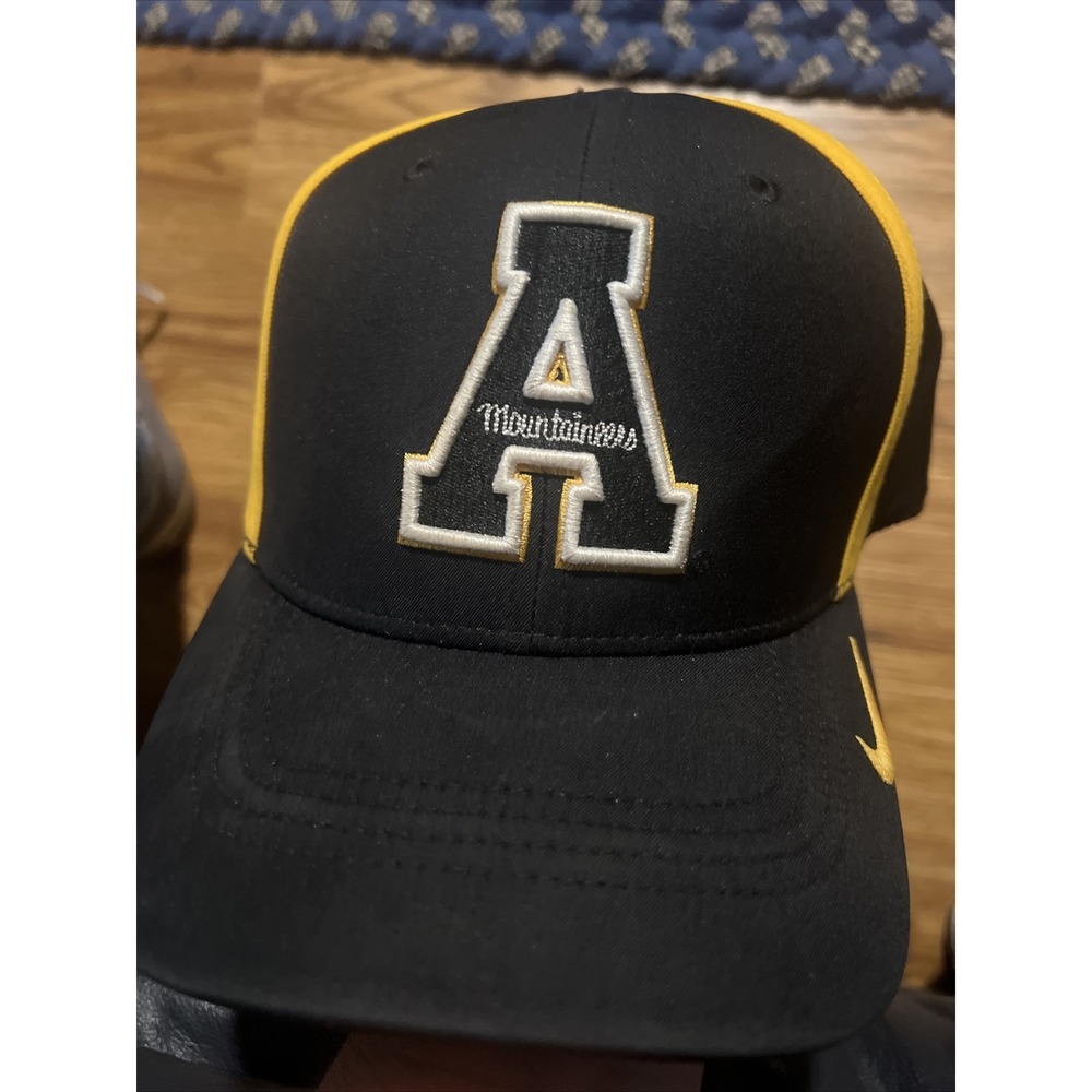 App State Mountaineers Nike Classic 99 Swoosh Flex Hat Black One Size‎ Fits Most